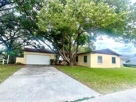 1848 Nursery Rd in Clearwater, FL - Building Photo