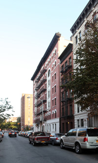 157 W 123rd St in New York, NY - Foto de edificio - Building Photo