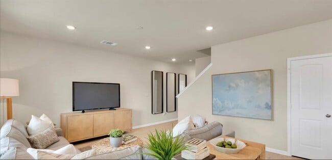 257 Frogmore Lp in Uhland, TX - Building Photo - Building Photo