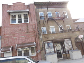 726 East 214 St in Bronx, NY - Building Photo - Other