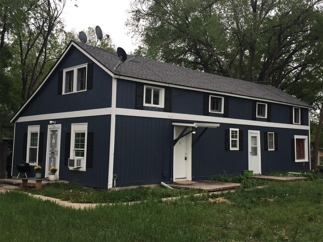 property at 2419 E Monument St