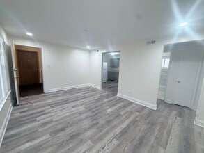 11137 S Emerald Ave in Chicago, IL - Building Photo - Building Photo