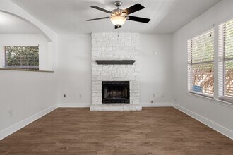 8501 Fern Bluff Ave in Round Rock, TX - Building Photo - Building Photo
