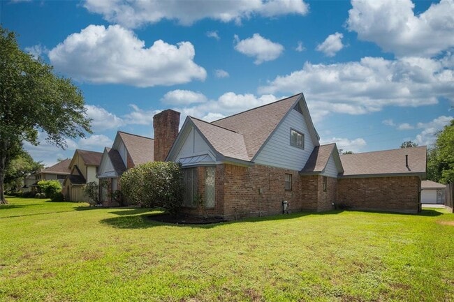 206 Houghton Rd in Katy, TX - Building Photo - Building Photo