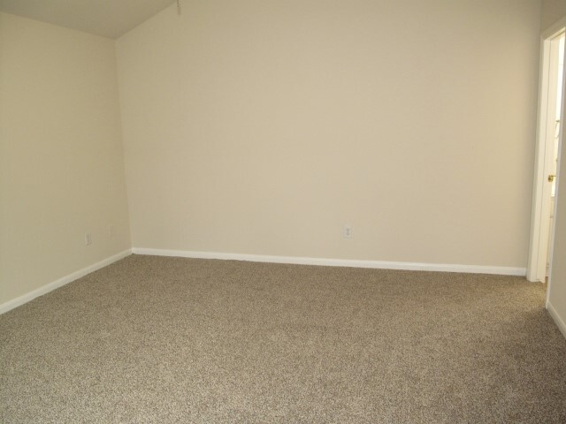 property at 3142 Rendezvous Ct