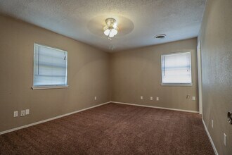 4506 60th St in Lubbock, TX - Building Photo - Building Photo