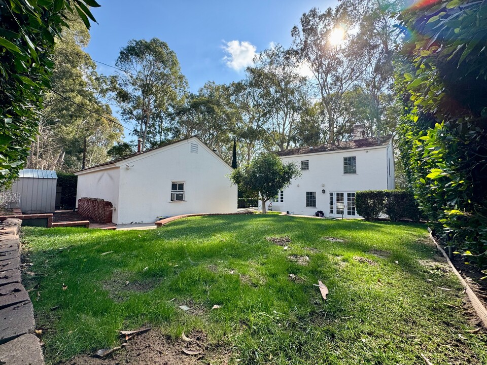 2809 Vía La Selva in Palos Verdes Estates, CA - Building Photo