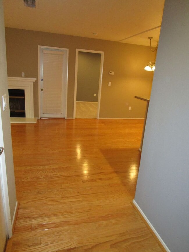 2915 N Texas St in Fairfield, CA - Building Photo - Building Photo