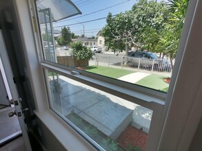 2708 Council St, Unit A in Los Angeles, CA - Building Photo - Building Photo