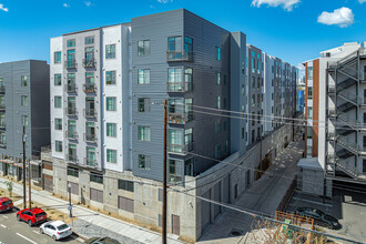 Ary Place in Sacramento, CA - Building Photo - Building Photo