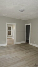 191 Ferry St in New Haven, CT - Building Photo - Building Photo