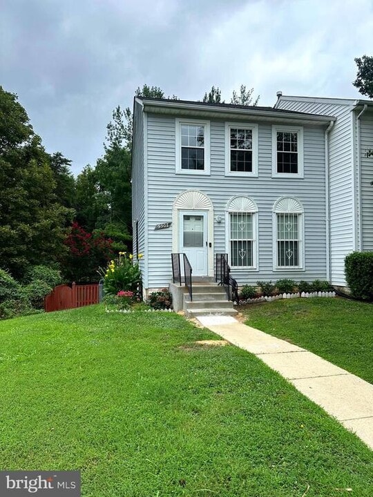5507 Frazier Terrace in Temple Hills, MD - Building Photo