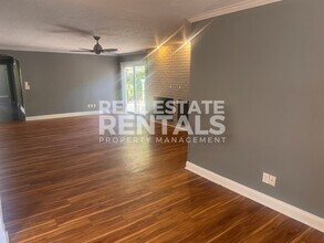 514 Country Club Pl in Gadsden, AL - Building Photo - Building Photo