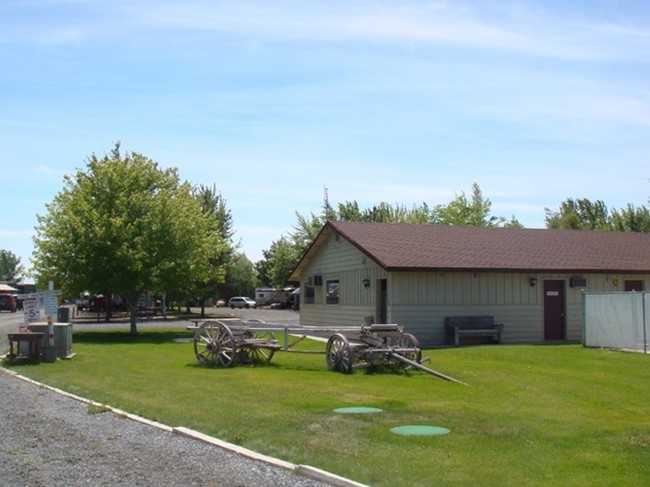 Sunny Springs Resort & Campground in Ephrata, WA - Building Photo - Other