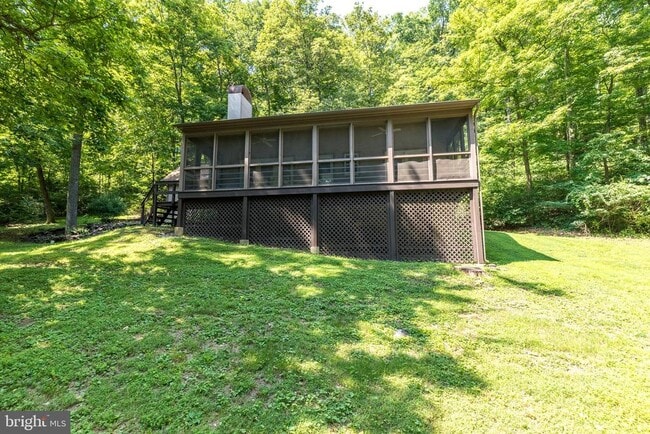 property at 171 Tabor Rd