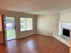 193 Town Center Way in Vacaville, CA - Building Photo - Building Photo