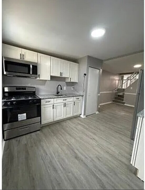 1299 Sargeant St in Baltimore, MD - Building Photo