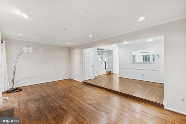 10520 Pine Haven Terrace in Rockville, MD - Building Photo - Building Photo