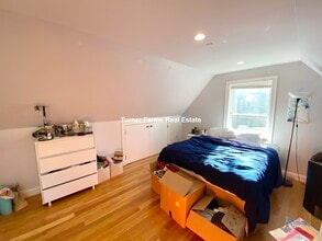 721 Parker St, Unit 4 in Boston, MA - Building Photo - Building Photo