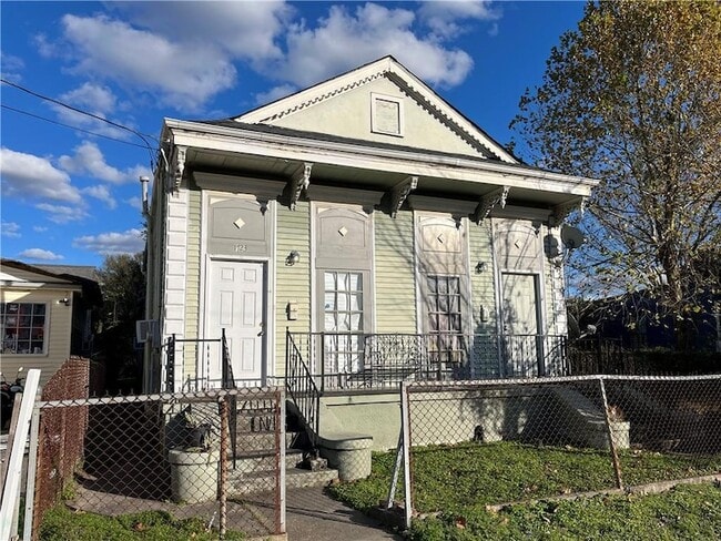property at 1723 New Orleans St
