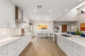 5137 N 79th Pl in Scottsdale, AZ - Building Photo - Building Photo