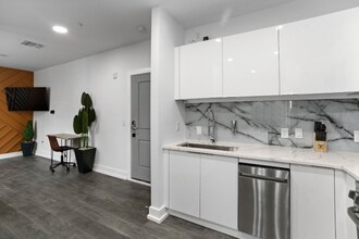 935 S Howard Ave in Tampa, FL - Building Photo - Building Photo