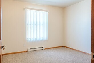 Rockridge in Williston, ND - Building Photo - Building Photo