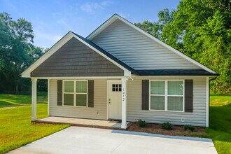 1012 Kansas St in Kannapolis, NC - Building Photo - Building Photo