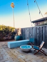 1248 Marthas Vineyard Ct in Ventura, CA - Building Photo - Building Photo