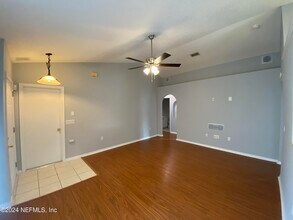 11486 Kimberly Forest Dr in Jacksonville, FL - Building Photo - Building Photo
