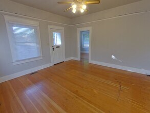 236 NW 14th St in Corvallis, OR - Building Photo - Building Photo