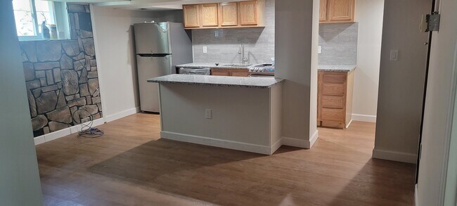 2910 Sylvan Ave, Unit 2910A photo'