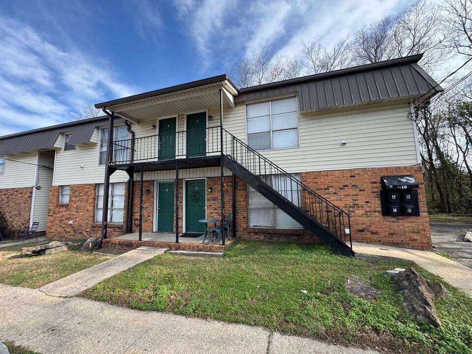 1120 Hall St in Birmingham, AL - Building Photo