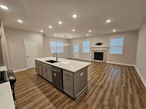 3615 Silvery Wy in Powder Springs, GA - Building Photo - Building Photo
