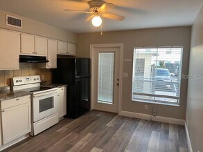 4220 La Dega Ct in Tampa, FL - Building Photo - Building Photo