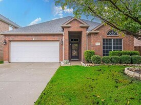 2812 Maple Creek Dr in Fort Worth, TX - Building Photo