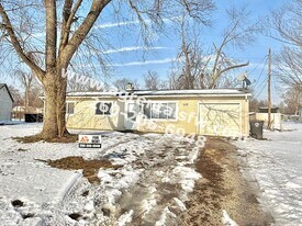 2714 Fairbrook Ct in Fort Wayne, IN - Building Photo