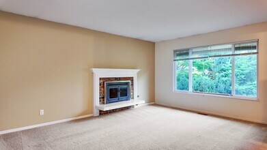 18115 108th Ave NE in Bothell, WA - Building Photo - Building Photo