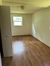 39603 OR-228 in Sweet Home, OR - Building Photo - Building Photo