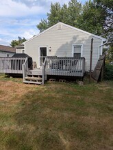 53 Fairview Dr in Berlin, CT - Building Photo - Building Photo