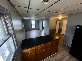 102 S Main St, Unit 2B in Harrisville, PA - Building Photo