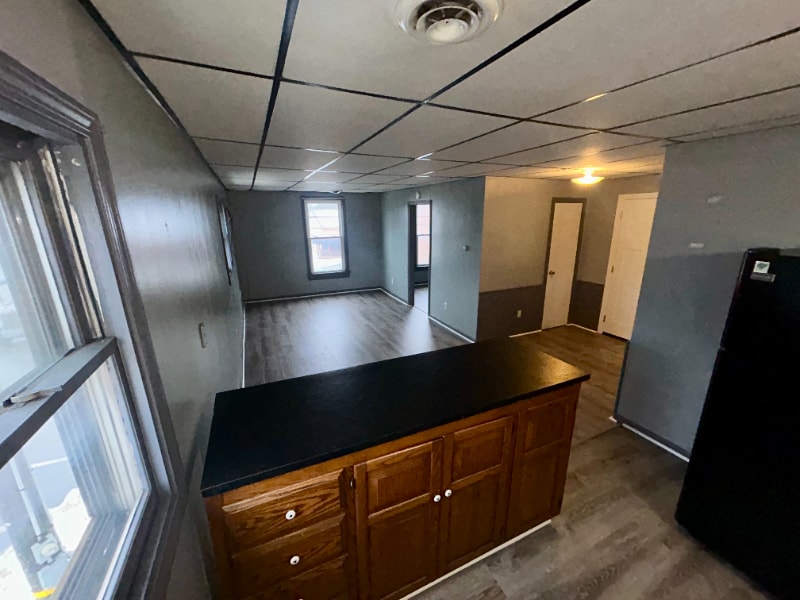 102 S Main St, Unit 2B in Harrisville, PA - Foto de edificio