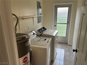 311 Tudor Dr in Cape Coral, FL - Building Photo - Building Photo
