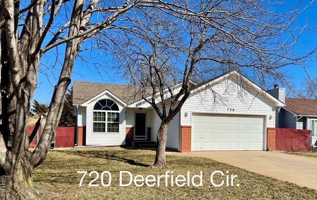 property at 720 Deerfield Cir
