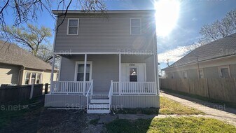 1526 S Water St in Wichita, KS - Building Photo