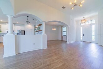 570 Sanctuary Blvd in Winter Haven, FL - Building Photo - Building Photo