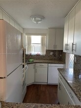 8515 Sunrise Lakes Blvd in Sunrise, FL - Building Photo - Building Photo