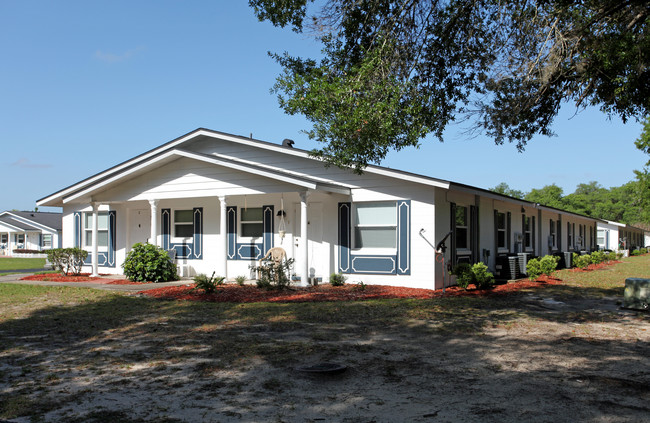 Pepper Tree Apartments in Leesburg, FL - Building Photo - Building Photo