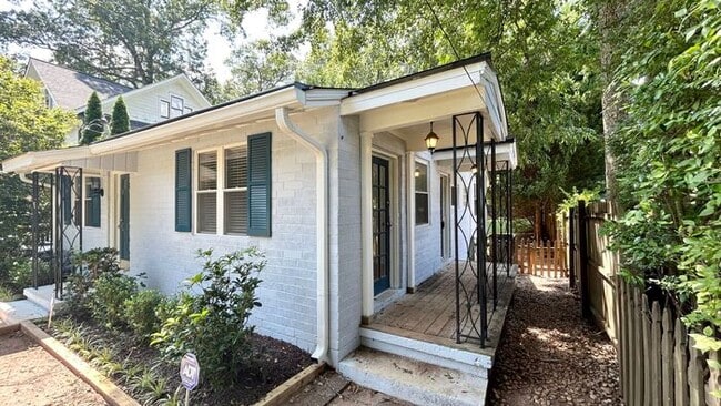 238 Sterling St in Decatur, GA - Building Photo - Building Photo