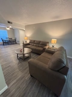 Pecan Valley Apartments in Lawton, OK - Building Photo - Building Photo